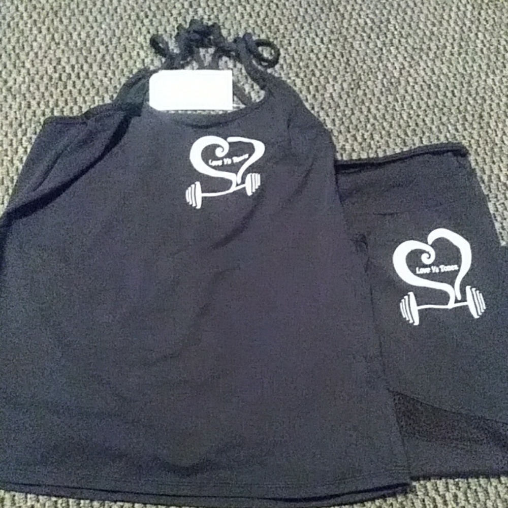 Fabletics Gym Shirt Pants Set